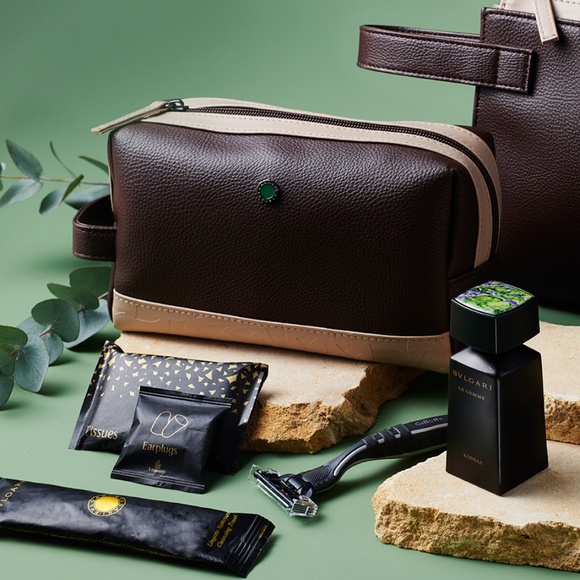 BVLGARI | Emirates First Class Toiletry Bag for Men - Picture 1 of 8